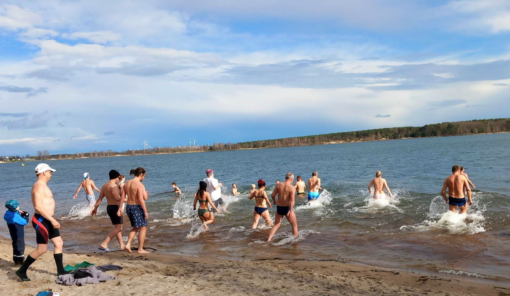 Hobbys Ronald Wegert Anbaden im März 2023